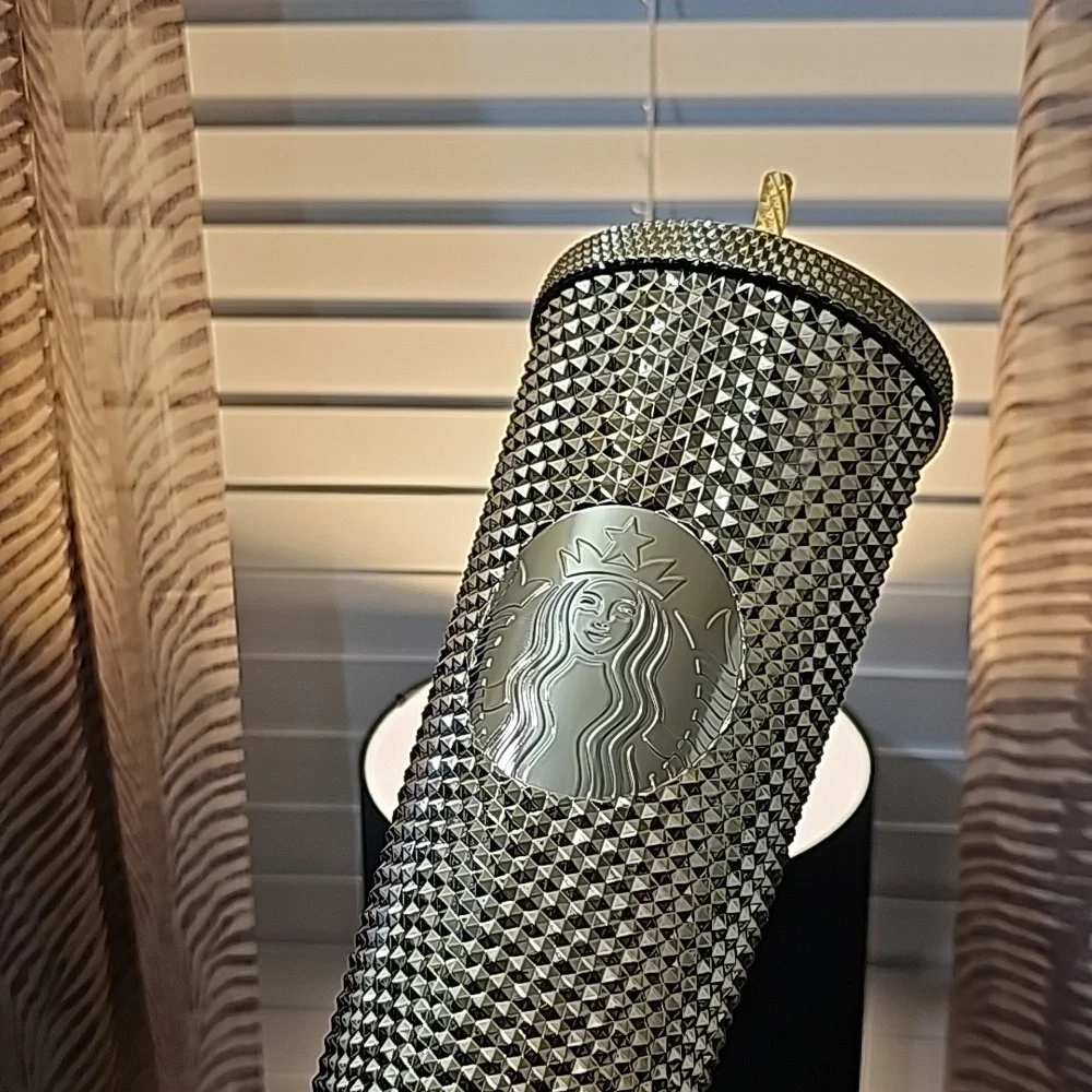 Giftable Starbucks Limited Edition Holiday Metallic Bling Cup - Picture 6 of 6